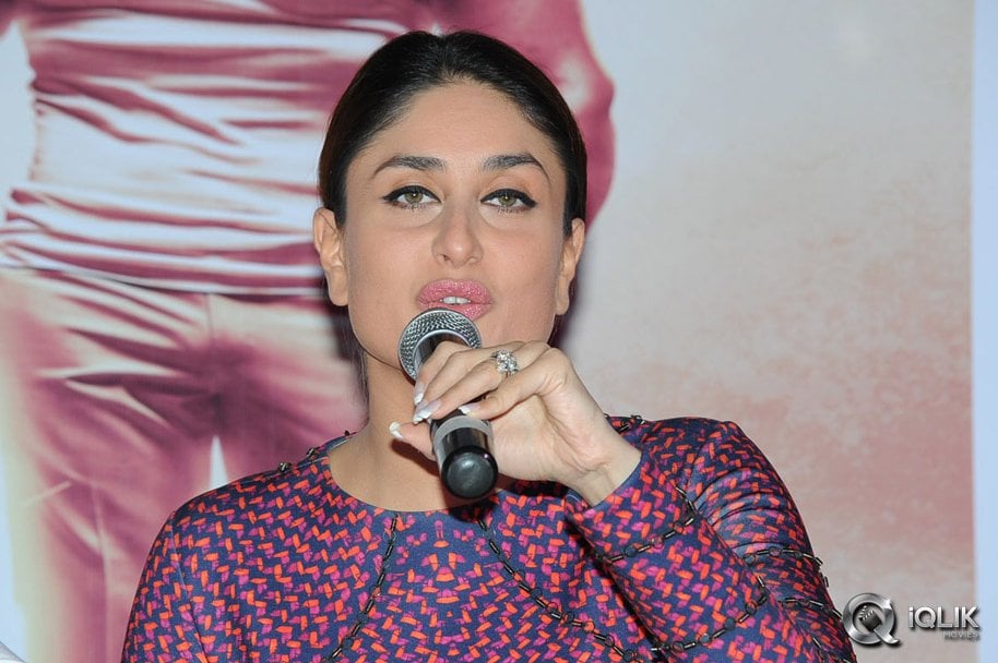 Kareena-Kapoor-at-Singham-Returns-Movie-Press-Meet